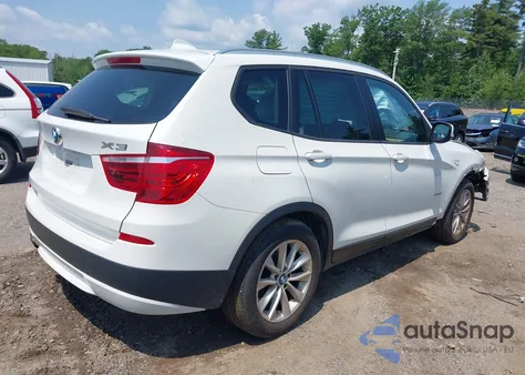 2013 BMW X3 xDrive28I z USA, uszkodzony, nr VIN 5UXWX9C56D0A29589